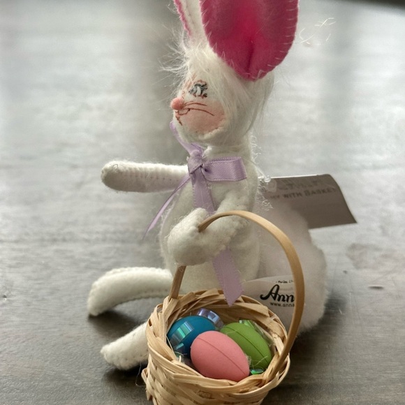 Annalee Dolls  5” EASTER BUNNY WITH BASKET NWT - Picture 3 of 8